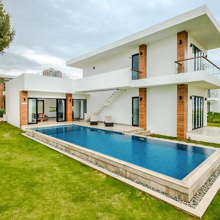 Biet Thu Mat Tien Bien Saint Simeon Resort Вунгтау Екстер'єр фото